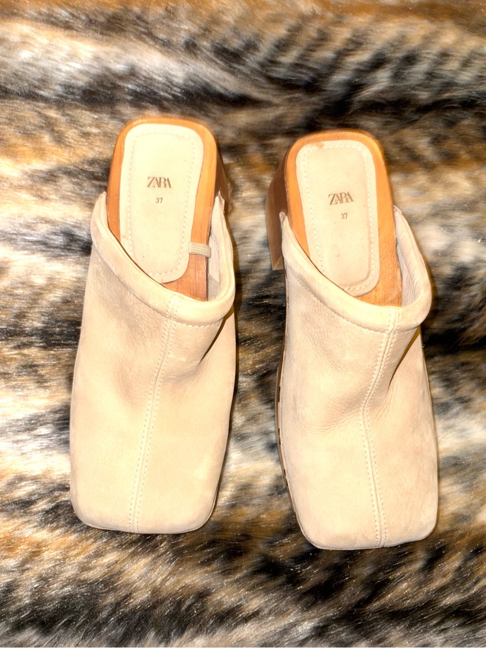 ZARA Beige Square-Toe Slip-On Mules